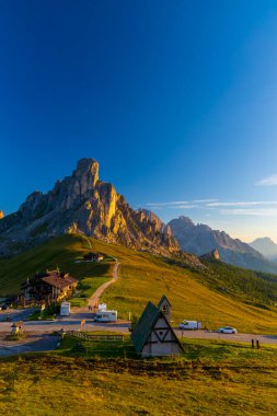 Dolomites, İtalya 'da Passo Giau yakınlarındaki manzara