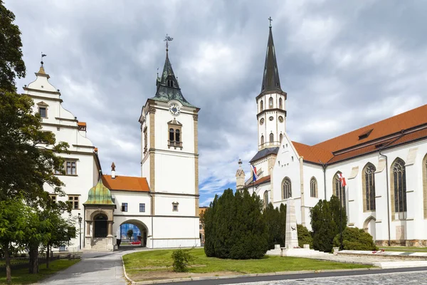 Antiguo Ayuntamiento Iglesia Santiago Levoca Sitio Unesco Eslovaquia — Foto de Stock