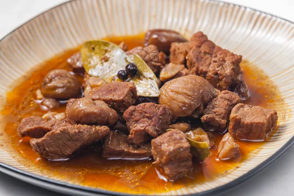 Estofado Ternera Con Cebolla Especias — Foto de Stock