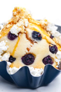 Durgun kara üzümlü kek hayatı