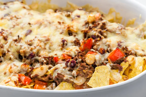 Nachos Med Malet Nötkött Röd Paprika Och Bönor — Stockfoto