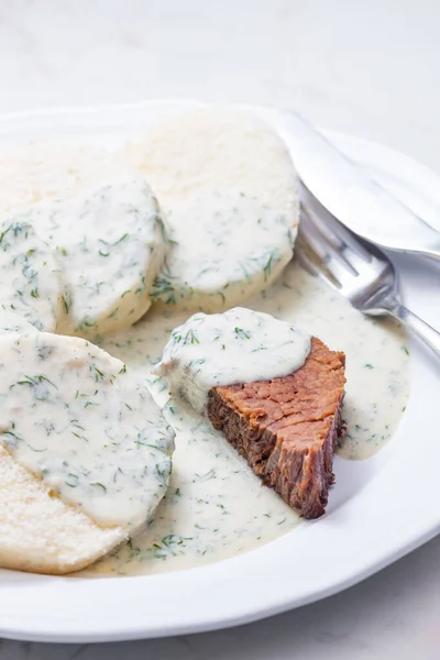 Beef Meat Dill Sauce Dumplings — Stock Photo, Image