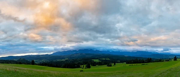 Paisaje Cerca Jure Net Con High Tatras Polonia —  Fotos de Stock