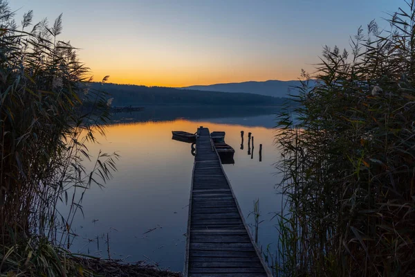 Fischerboot Pier Jenoi Teich Der Nähe Von Diosjeno Nordungarn — Stockfoto