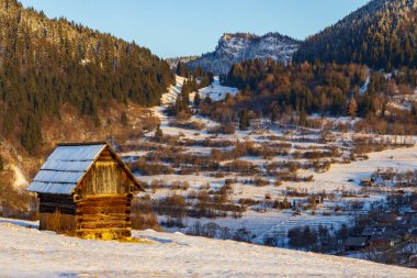 Sidirovo tepesi Vlkolinec köyü UNESCO alanı, Velka Fatra dağları, Slovakya