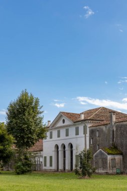 Cessalto yakınlarındaki Villa Zeno, UNESCO sitesi, Veneto bölgesi, Kuzey İtalya. İtalyan Rönesans mimarı Andrea Palladio tarafından tasarlanan en doğulu villa..