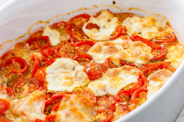 Hot Salad Tomatoes Mozzarella — Stock Photo, Image