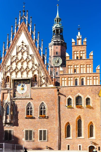 Câmara Municipal na Praça do Mercado Principal, Wroclaw, Silésia, Polónia — Fotografia de Stock