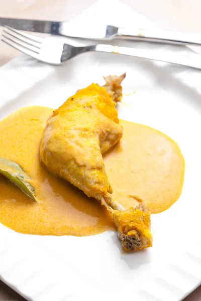 Pollo con salsa al pepe — Foto Stock