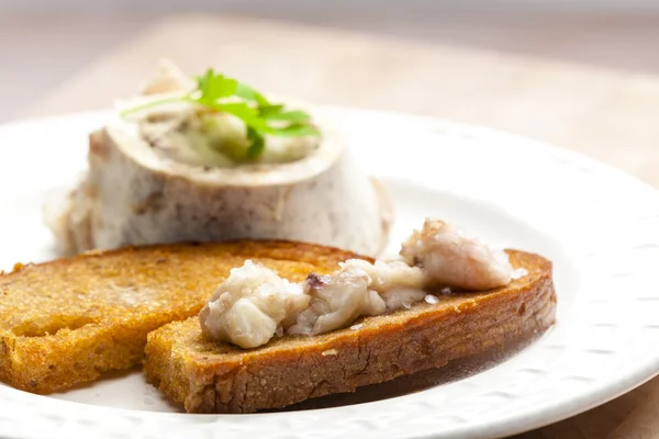 Bone marrow with fried bread — Stock Photo, Image