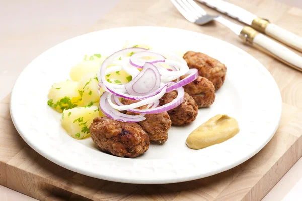 Buñuelos de carne picada — Foto de Stock