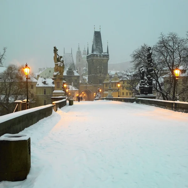 Karlův most v zimě, Praha — Stock fotografie