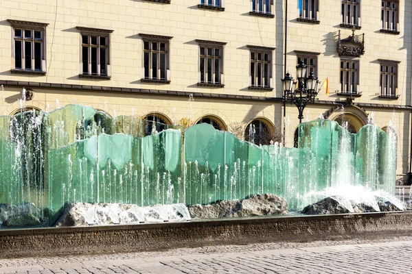 Marktplein met moderne fontein, Wroclaw, Silezië, Polan — Stockfoto