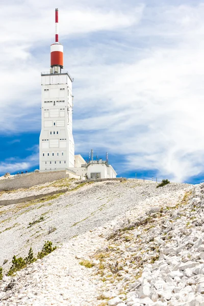 Μετεωρολογικός σταθμός στην κορυφή του Mont Ventoux, Προβηγκία, Γαλλία — Φωτογραφία Αρχείου