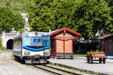 Motoru Koç Entrevaux tren istasyonunda