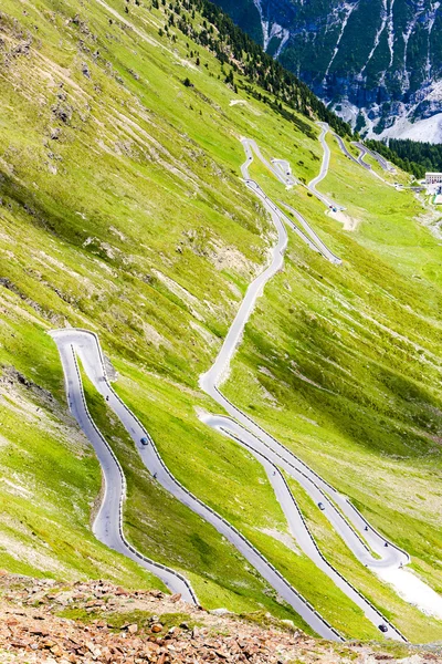 Road at Passo dello Stelvio, Alto Adige, Itália — Fotografia de Stock