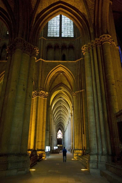 Belső tér a székesegyház Notre Dame, Reims Jogdíjmentes Stock Fotók