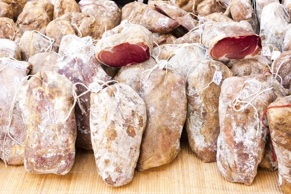 Sausages, market in Nyons, Rhone-Alpes, France — Stock Photo, Image