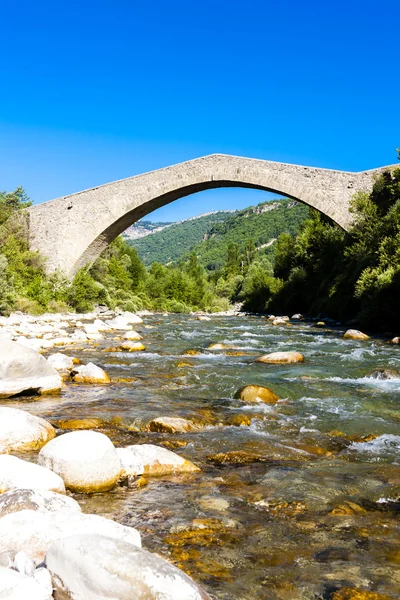 Bridge Pont de la Reine Jeanne, Provence — Stock Photo, Image