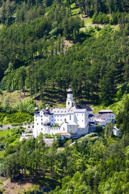 Monte Maria Abbey yakınındaki Burgusio, Trentino-Alto Adige, İtalya