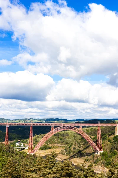 Garabit viaduct, departement cantal, auvergne, Frankrijk — Stockfoto