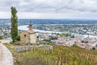 Grand cru bağ ve Aziz Christopher Şapel, L'Hermitage
