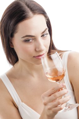 Gül şarap olan kadın