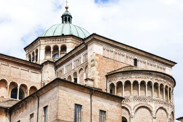 Particolare del Duomo di Parma, Emilia-Romagna, Italia — Foto Stock