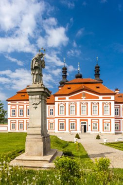 Cistercian Manastırı, mariansky Tynec'te