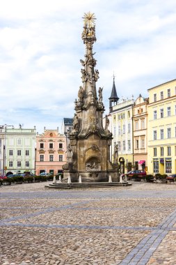 Kutsal Üçlü, Namesti Miru, Jindrichuv Hradec sütun