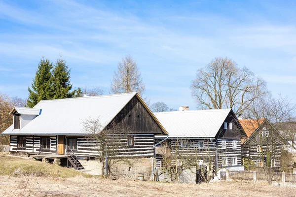 Casas pré-fabricadas em Kokorin Region, Dobren — Fotografia de Stock
