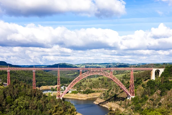 Viaducto de Garabit, Departamento de Cantal, Auvernia, Francia — Foto de Stock