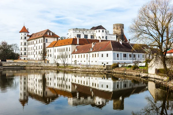 Hrad a palác Jindřichův hradec, Česká republika — Stock fotografie