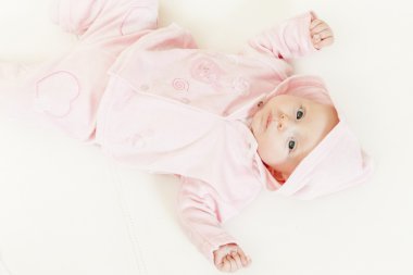 3 aylık bebek kız yalan