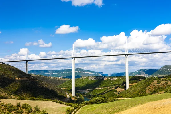 Millau Viaduct, Aveyron, Midi Pyrenees — Stock Photo, Image