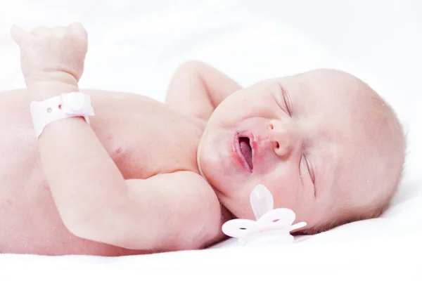 Yeni doğmuş bir kızın portresi — Stok fotoğraf