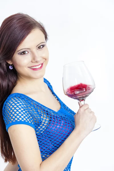 Femme avec un verre de vin rouge — Photo