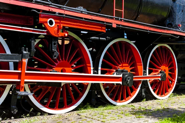 Dettaglio di locomotiva a vapore in museo ferroviario, Koscierzyna — Foto Stock