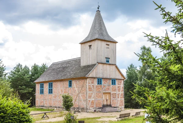 Chiesa in legno, parco etnografico Kaszubski — Foto Stock