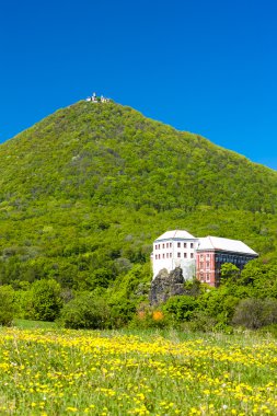 Milesov Sarayı ve on Milesovka Gözlemevi