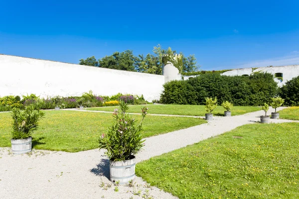 Klooster tuin in Geras, Neder-Oostenrijk — Stockfoto
