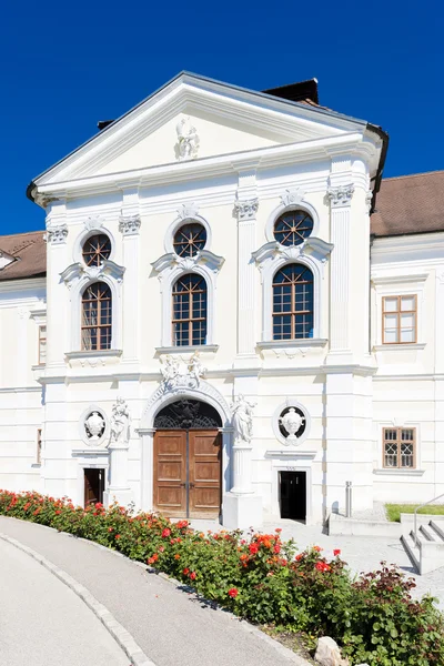 Premonstratensisk kloster i Geras, Fäll ned Österrike — Stockfoto