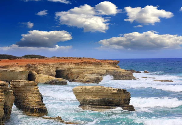 Pedras no mar — Fotografia de Stock