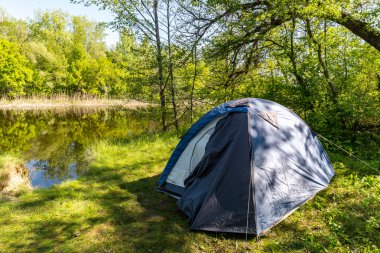 Orman çadırda turizm