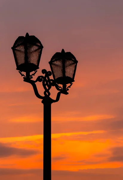 Vintage Street Lampa Solnedgång Himmel Bakgrund — Stockfoto