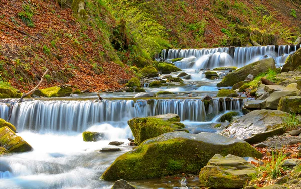 Cascade on mountain river — Stock Photo, Image