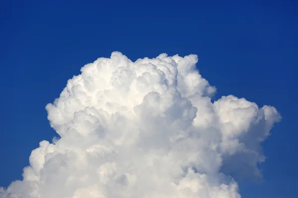 Mooie wolken — Stockfoto