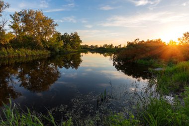 akşam sahne Nehri üzerinde