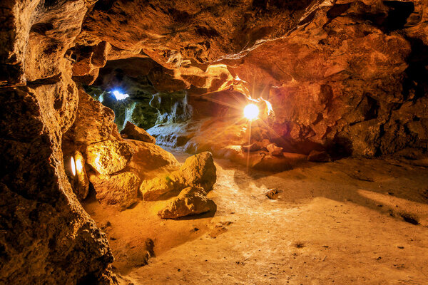 Крыхталева пещера вид изнутри
