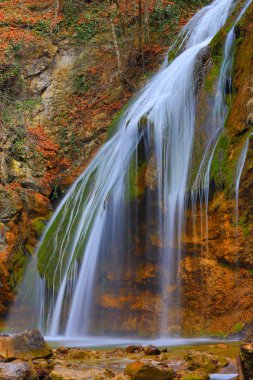 güzel küçük şelale
